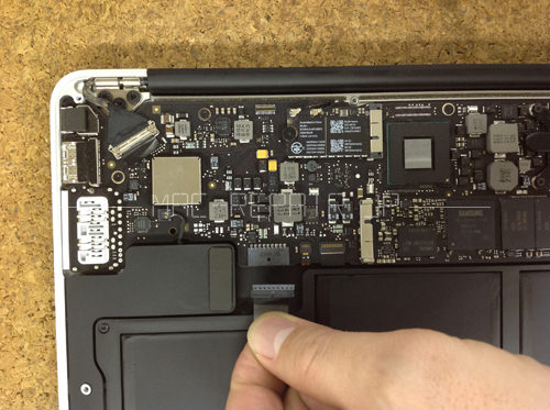 macbook air 液晶修理方法5