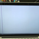 MacBook Pro 地面に落として画面が真っ白になった修理