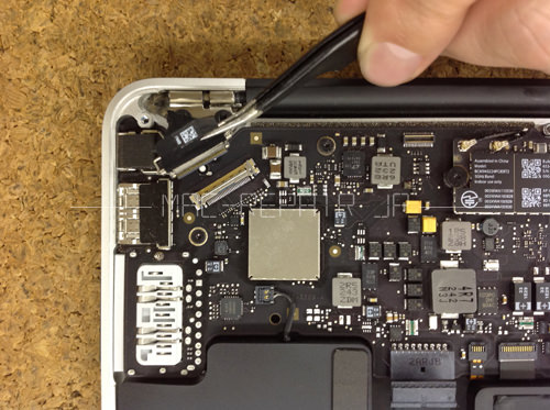 macbook air 液晶修理方法6