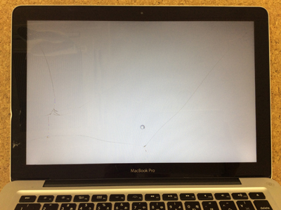 macbook 液晶ガラス割れ