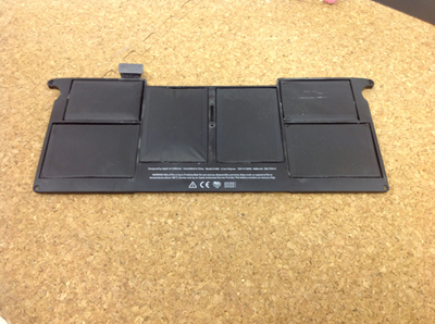 macbook air バッテリー交換1