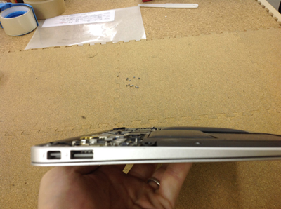 macbook air バッテリー交換2