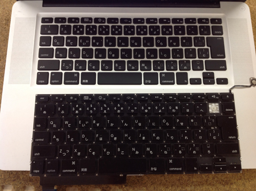 macbookpro MB985J/A　キーボード故障