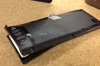 バッテリー膨張3