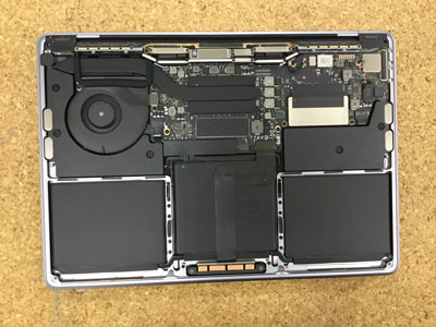 macbookPro 2016 水没