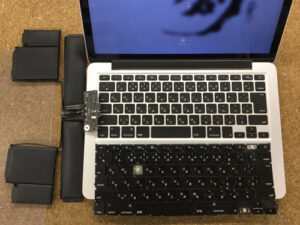 macbookpro バッテリーの膨張