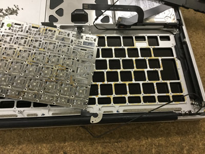 Mac キーボードの水没