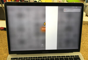 MacBook Pro 2017 画面故障