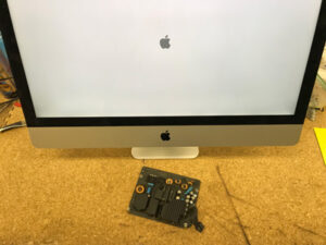 iMac 27 電源が入らない