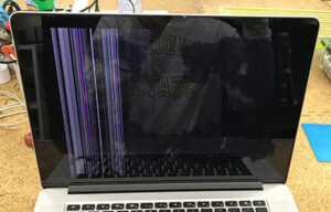 MJLT2J/A 液晶割れ